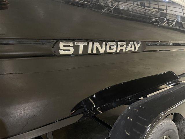 2023 Stingray 231DC