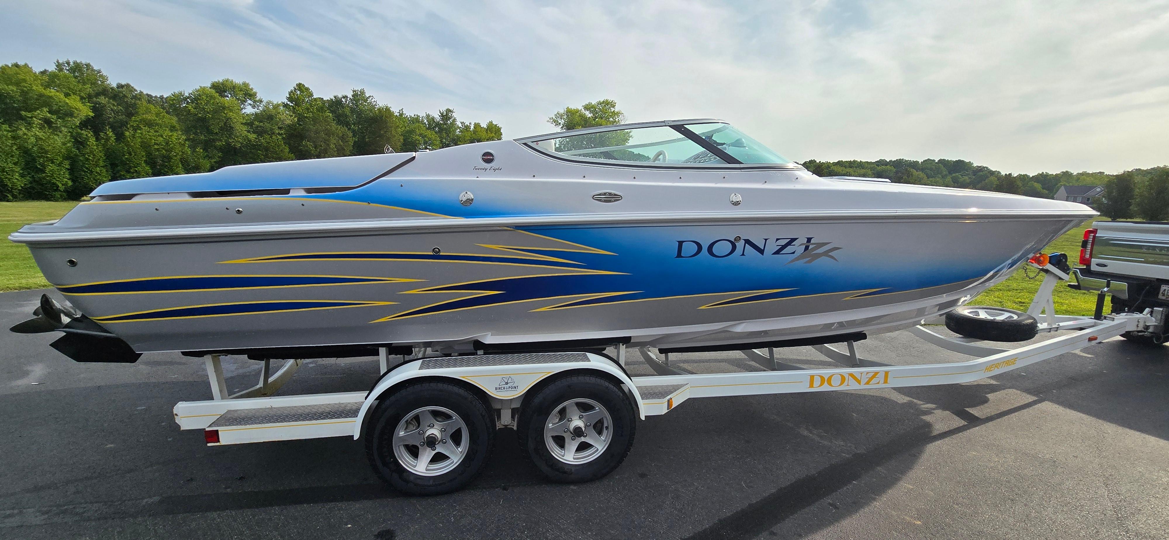 セットアップ 20646 28ZX, Donzi 2005 Used La Trader Boat - Plata ニット/セーター