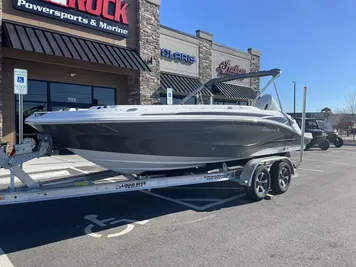 2023 Hurricane SUNDECK SPORT 205 OB W/150 HP