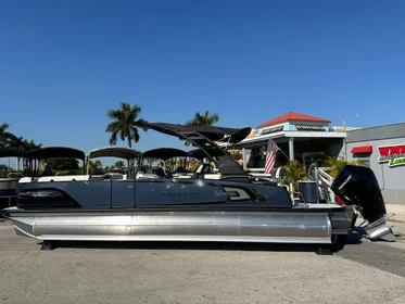 2024 Avalon 2785 Excalibur, Quad Lounger, Tri Toon, High Performance, Mercury 400hp V-10