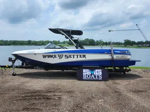 2013 Malibu Wakesetter 247 LSV