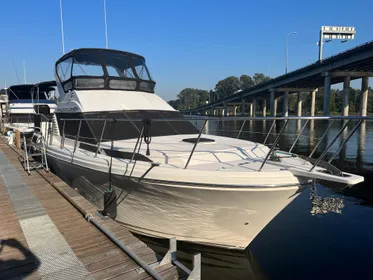 1989 Symbol 44 Aft Cabin Sundeck