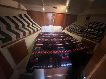 1989 Symbol 44 Aft Cabin Sundeck