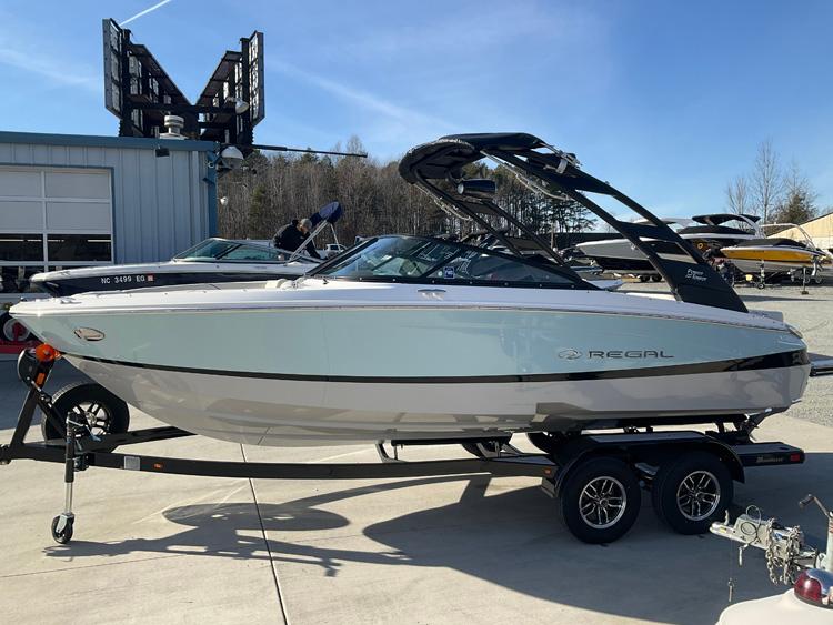 New 2024 Regal LS2 Surf, 28031 Cornelius - Boat Trader