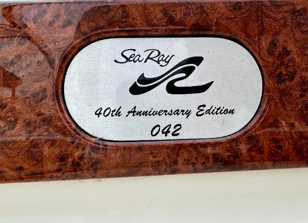 1999 Sea Ray 280 Sun Sport Anniversary