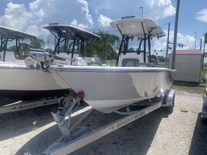 2023 Sea Born LX24 Center Console LE