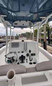 2019 Clearwater 2508 Center Console