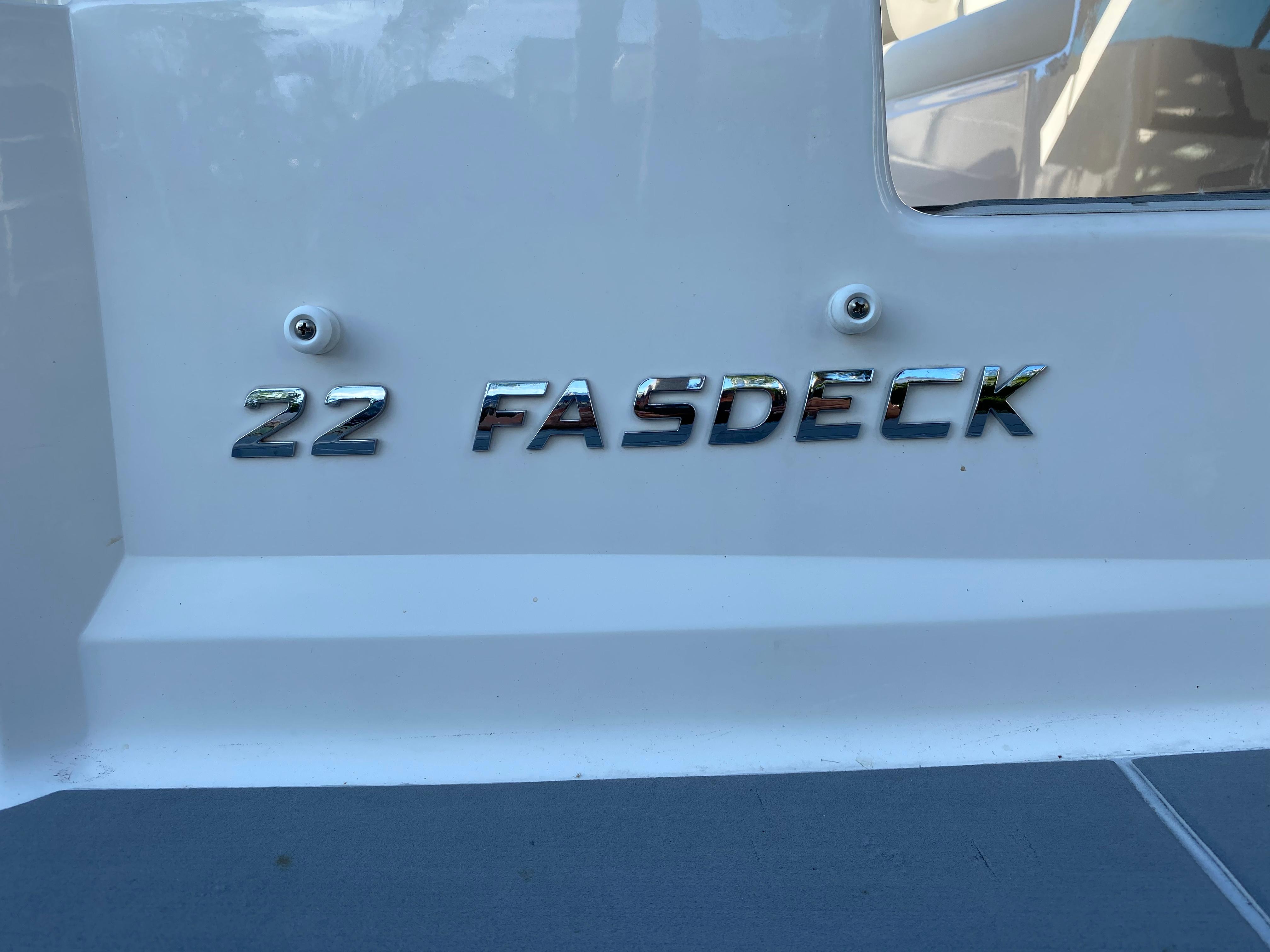 2017 Regal 22 FasDeck