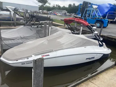 2012 Sea-Doo 230 Wake