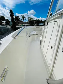 2013 Sailfish 320 CC