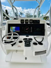 2013 Sailfish 320 CC