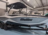 2022 Malibu Wakesetter 25 LSV