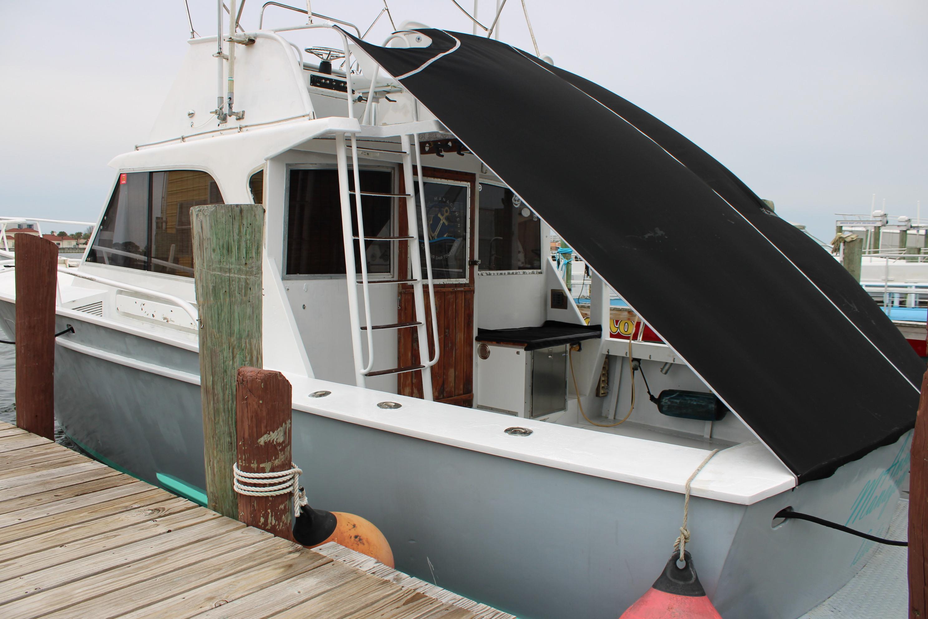 1970 Striker 37 Sportfish