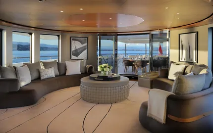 2014 Heesen 5000 Semi-Displacement