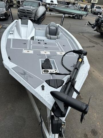 2024 Xpress Boats H18C