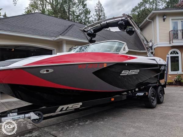 Used 16 Mb Sports B 52 Seattle Boat Trader