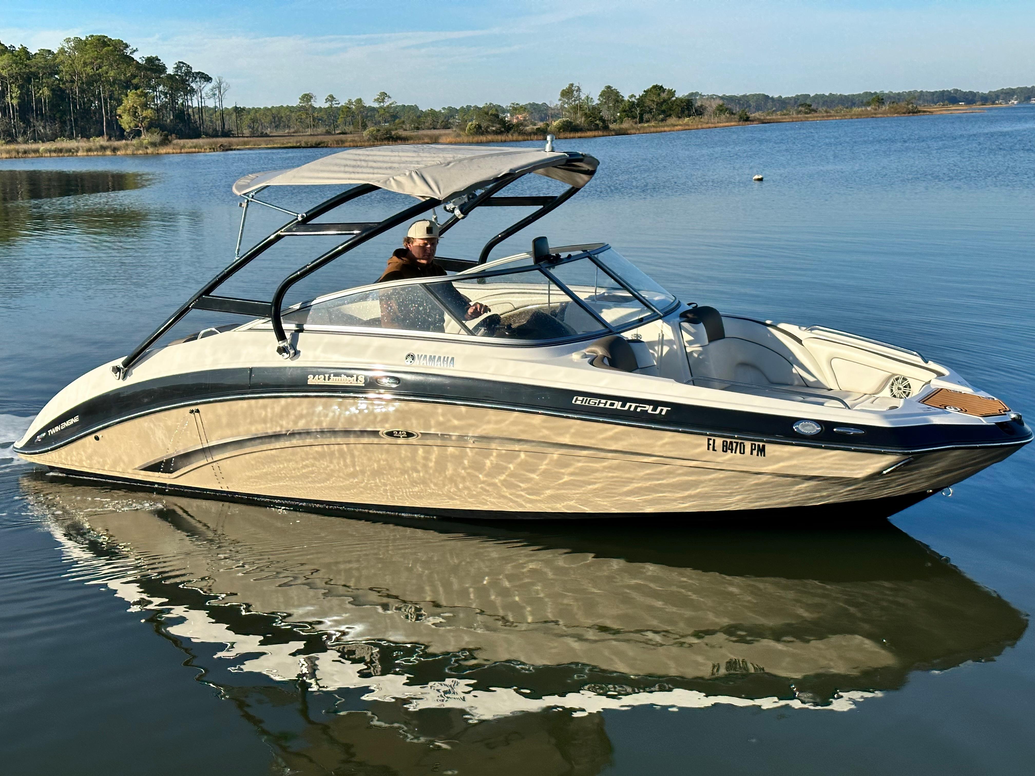 2013 yamaha 242 limited s wake surfing