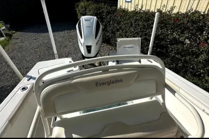 2007 Everglades 211 CC