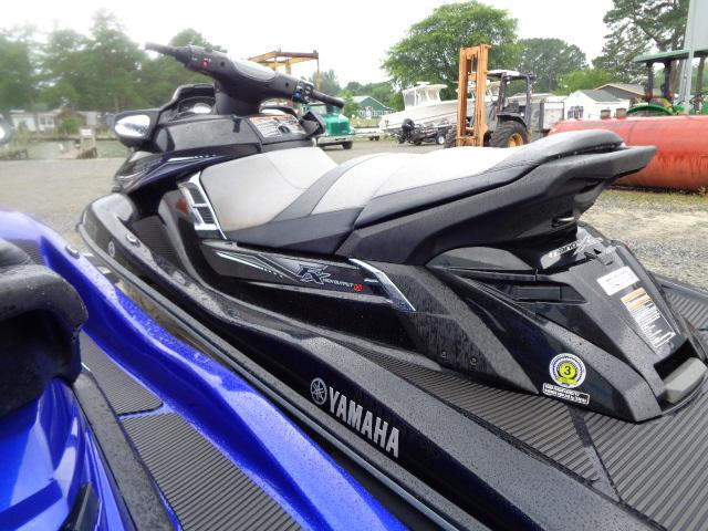 2014 Yamaha WaveRunner FX Cruiser HO