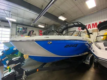 2024 Yamaha Boats 222XD