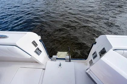 2014 Intrepid 327 Center Console