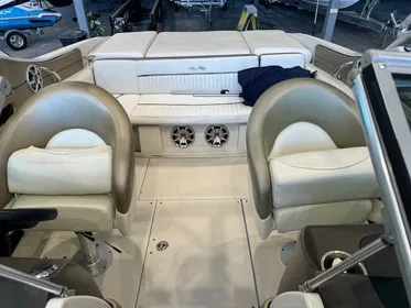 2007 Sea Ray 230 Select