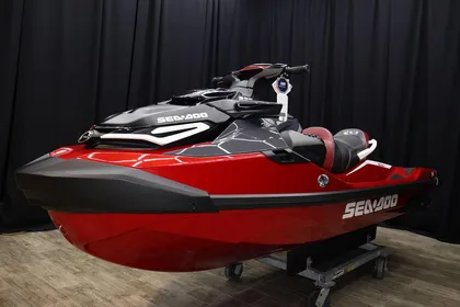 2024 Sea-Doo RXT®-X® 325 Fiery Red Premium