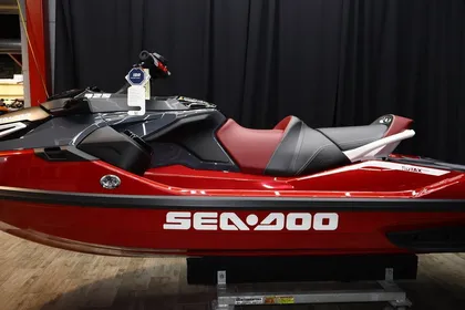 2024 Sea-Doo RXT®-X® 325 Fiery Red Premium