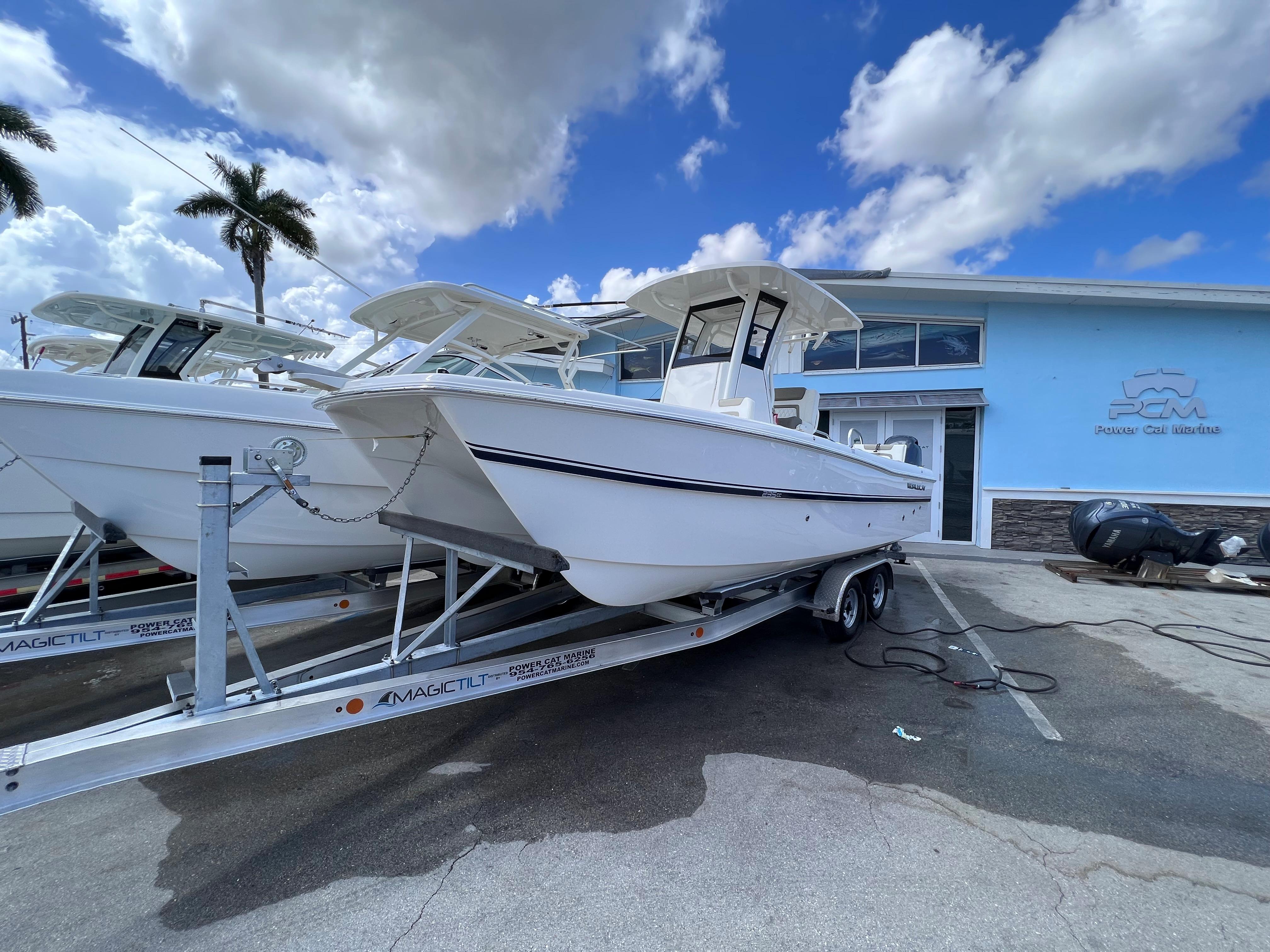 New 2023 World Cat 235 CC, 33312 Fort Lauderdale - Boat Trader