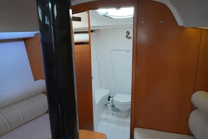 2007 Beneteau 10R