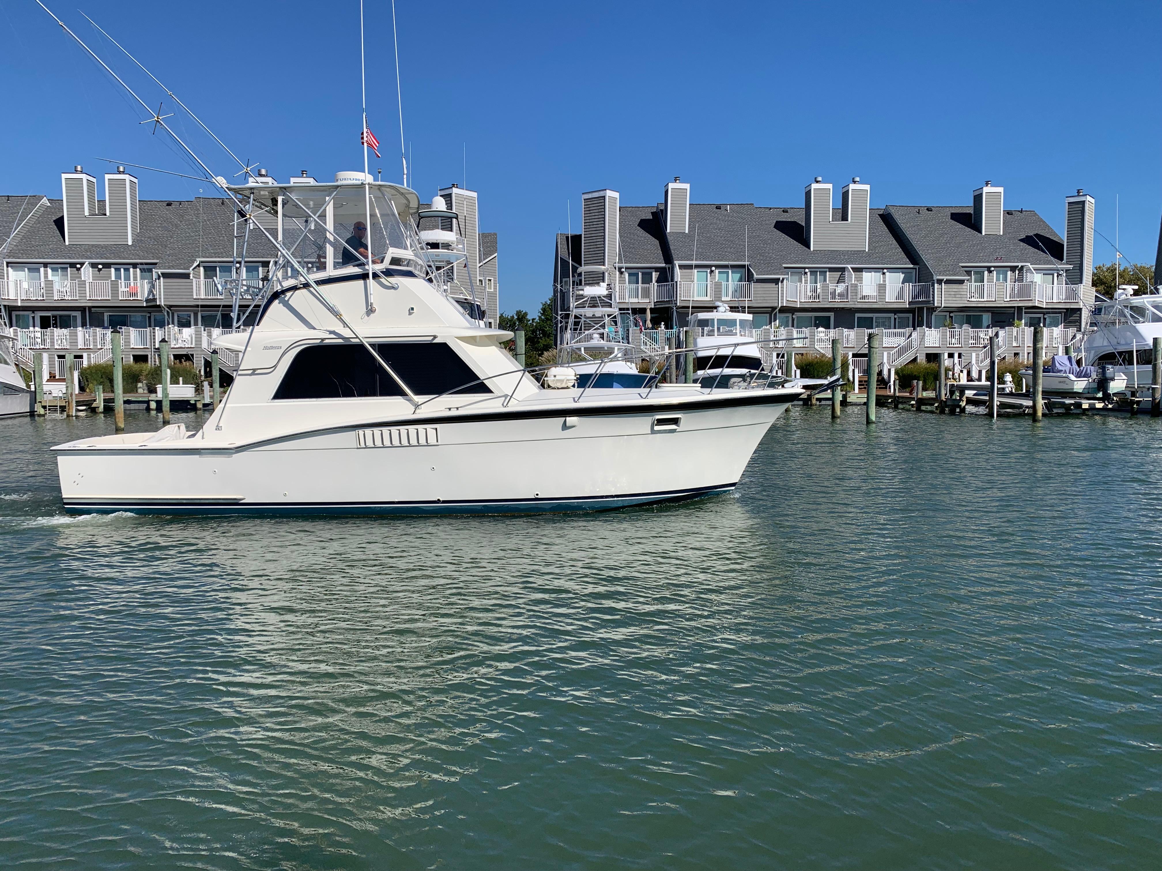 used-1972-hatteras-36-convertible-ocean-city-boat-trader