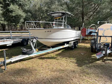 1999 Key Largo 210 CC Offshore