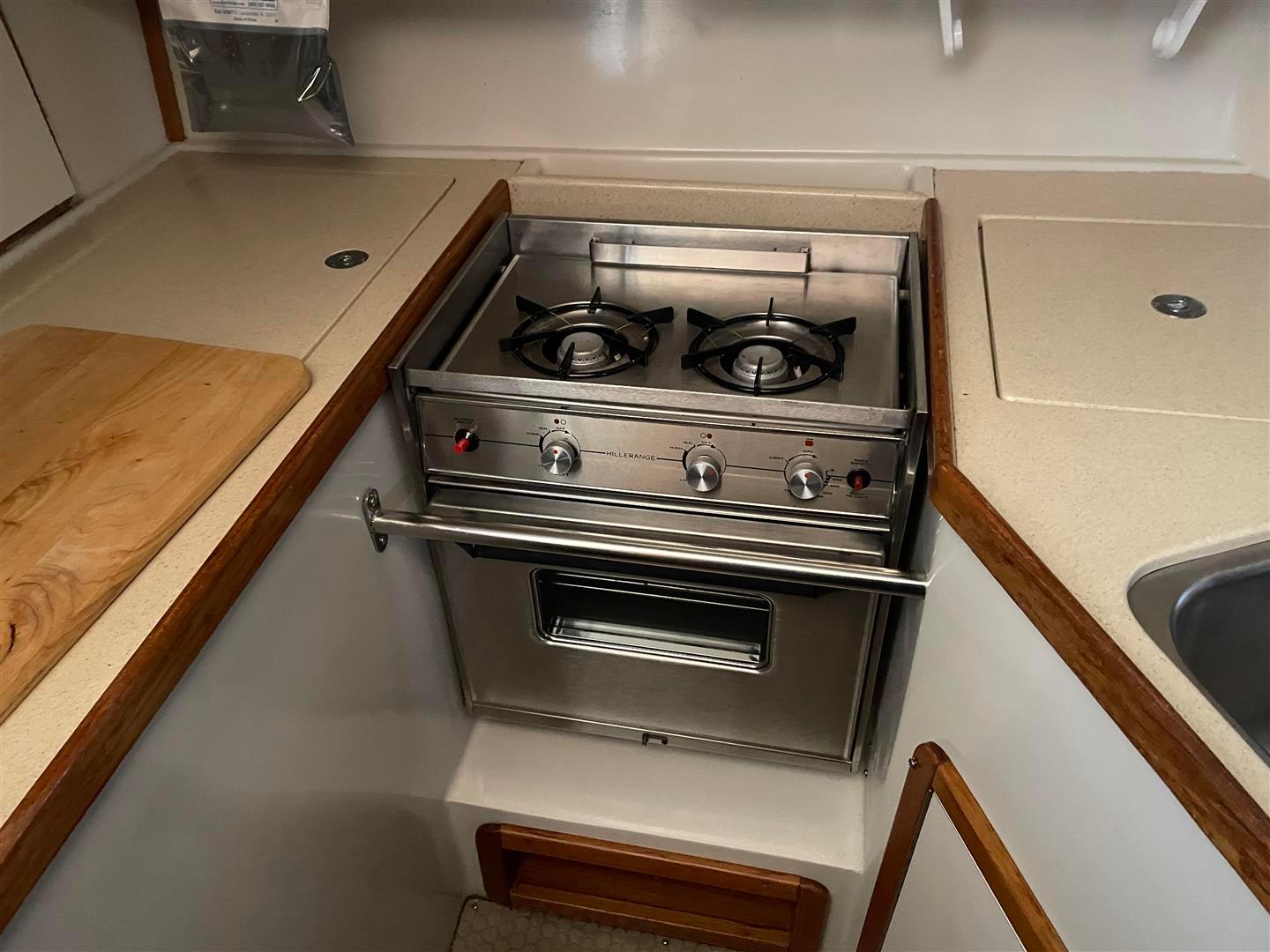 Propane Stove with Oven