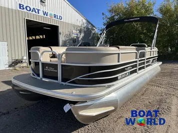 2018 Sun Tracker PARTY BARGE 22 Quad Lounge Pontoon & 115HP Mercury