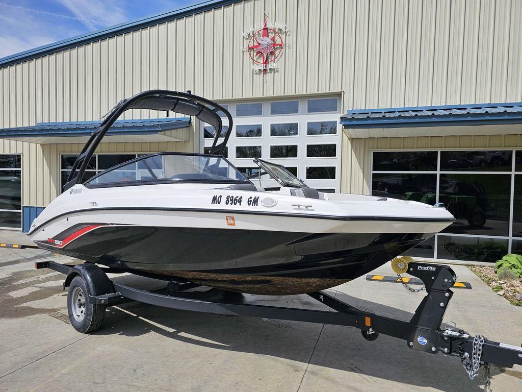 2020 Yamaha Boats AR190