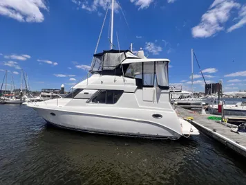 2001 Silverton 352 Motor Yacht