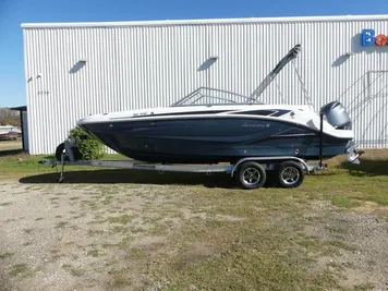 2024 Hurricane SunDeck 235 OB