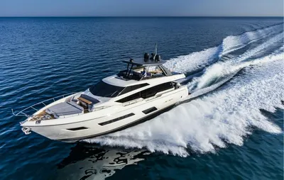 2023 Ferretti Yachts 780