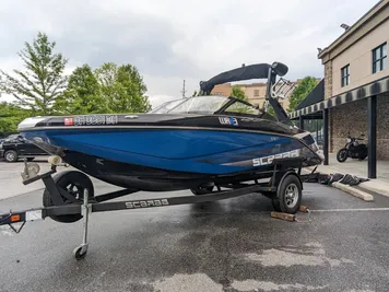 2018 Scarab 195 Wake