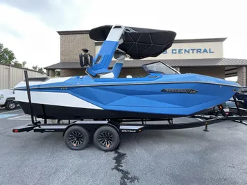 2024 Nautique PARAGON 23