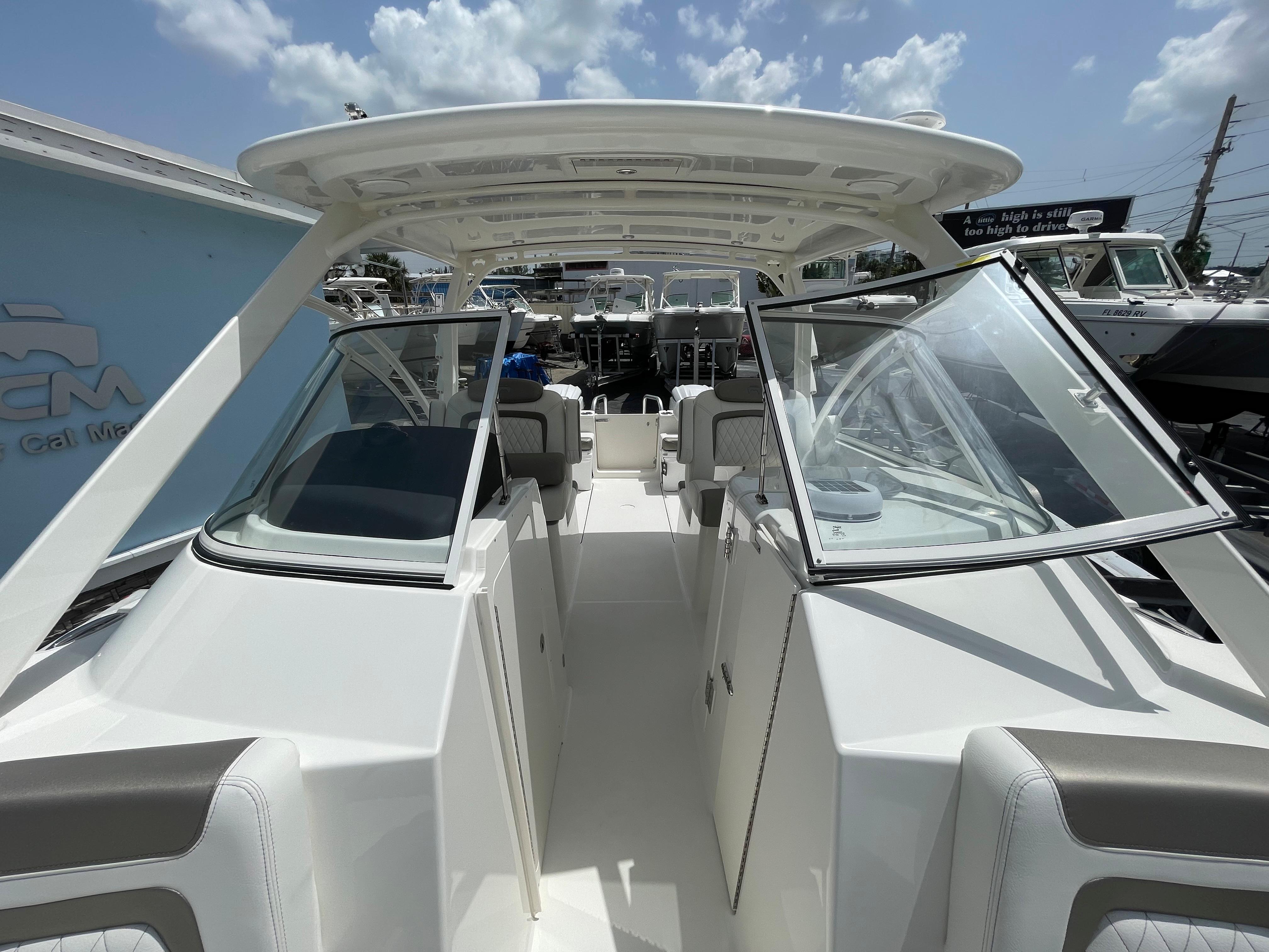 New 2023 World Cat 296 Dc, 33312 Fort Lauderdale - Boat Trader