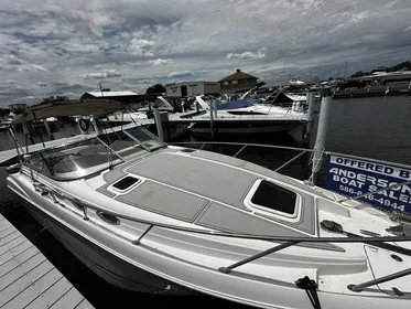 2005 Regal 270 Commodore