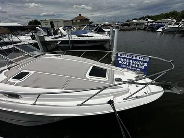 2005 Regal 270 Commodore