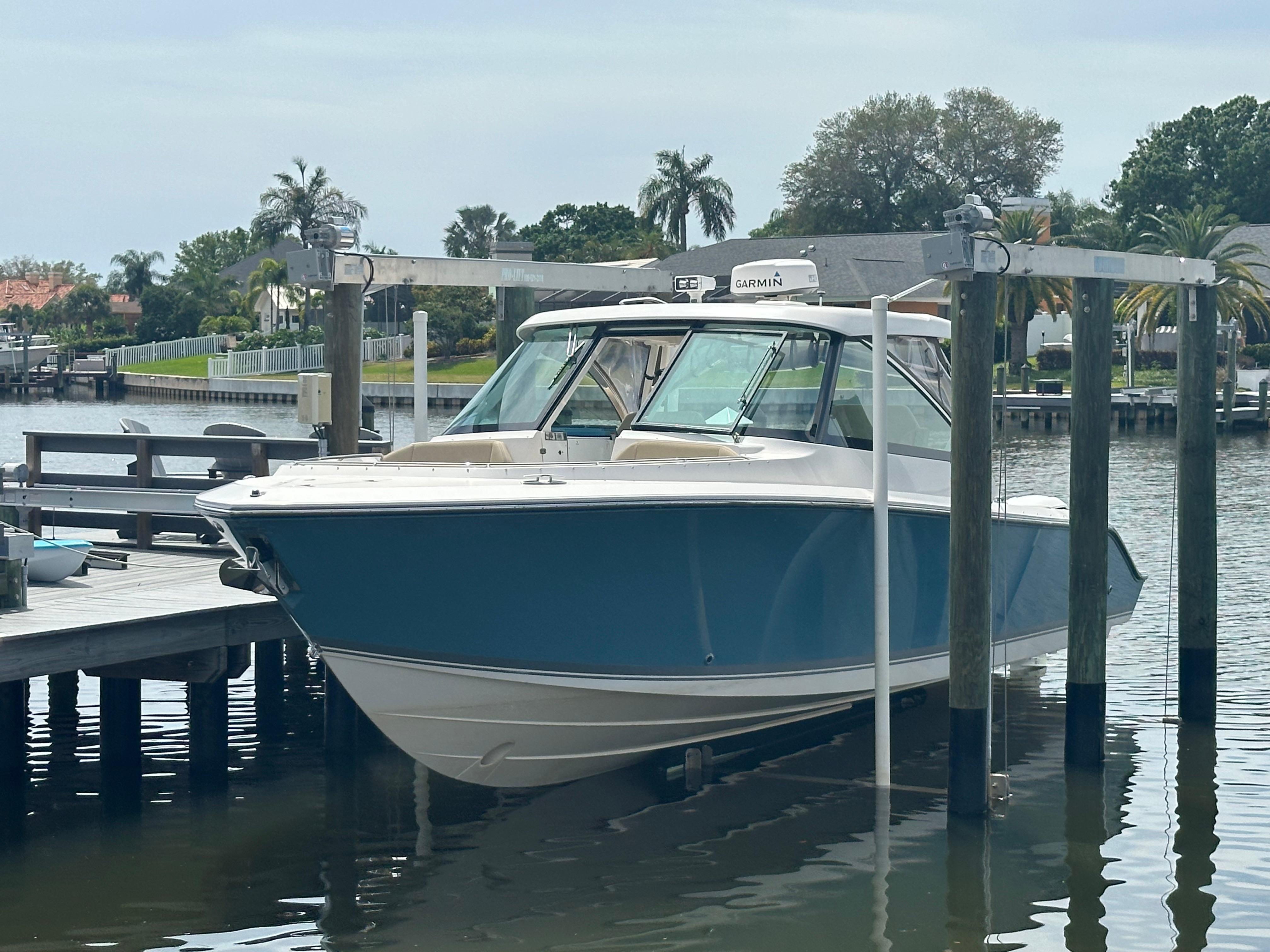  Line Caddy Docksider, White, Blue, Arm is approximately 6′  long : Sports & Outdoors