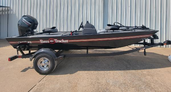 New 2024 Tracker BASS TRACKER® Classic XL, 28680 Morganton - Boat Trader