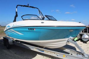2021 Bayliner VR6 Bowrider - Outboard