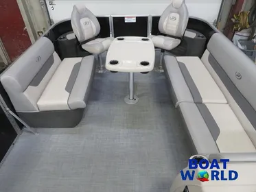 2024 Princecraft Vectra 23 RL Swingback Dinette Pontoon & Mercury 4