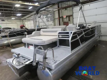 2024 Princecraft Vectra 23 RL Swingback Dinette Pontoon & Mercury 4