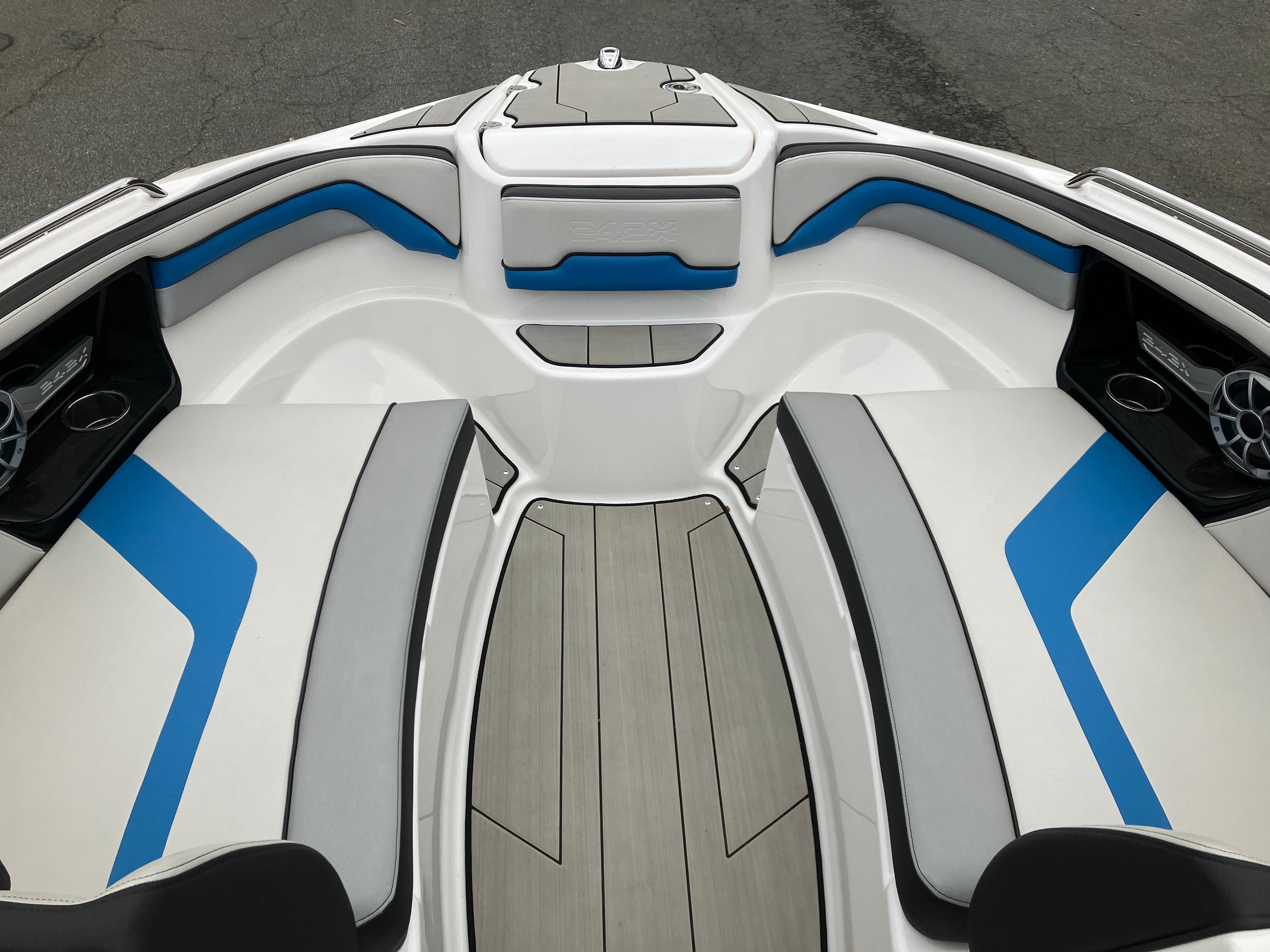 2020 Yamaha Boats 242X