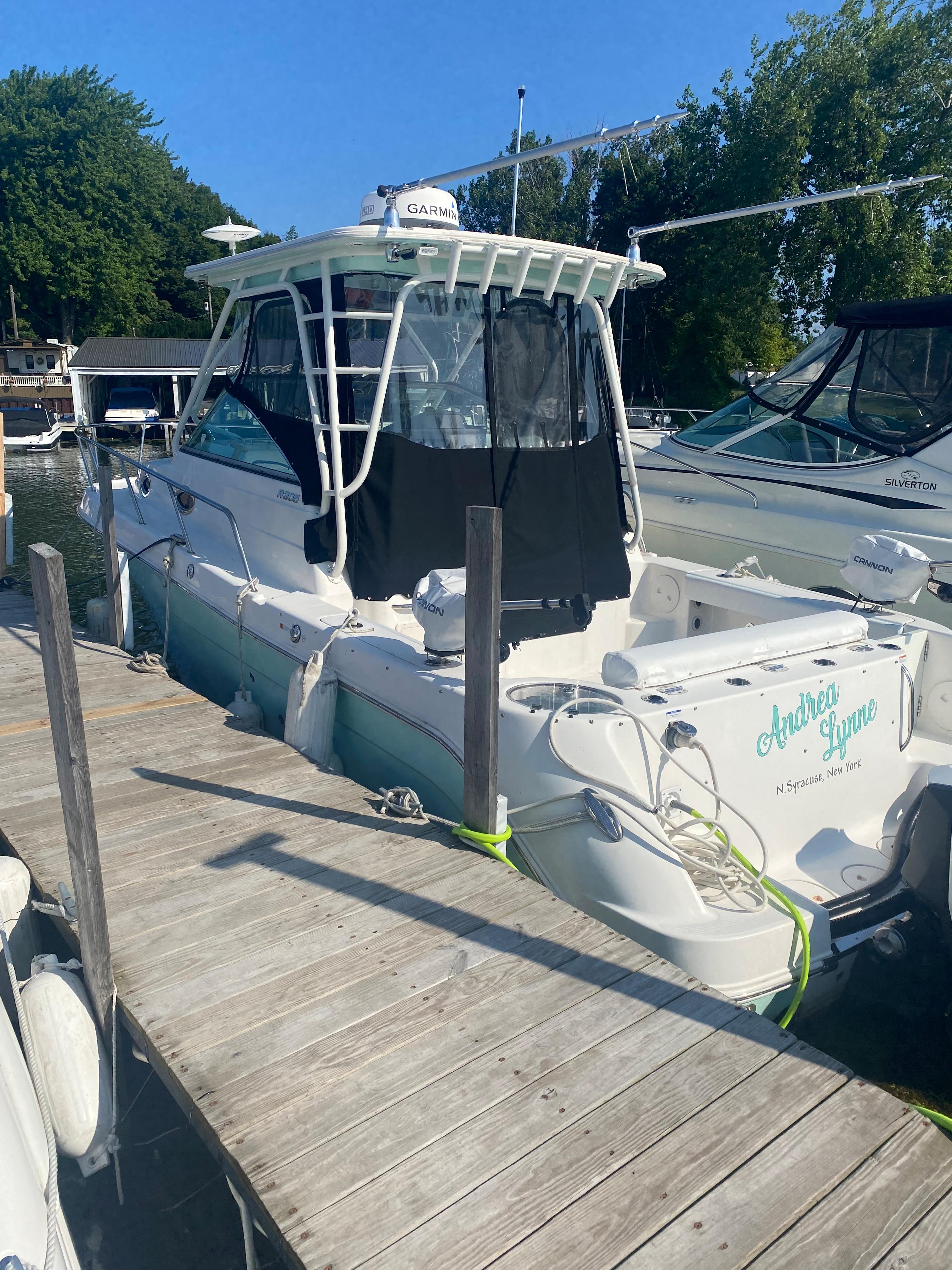 Used 2018 Robalo 305 Walkaround, 14555 Sodus Point Boat Trader